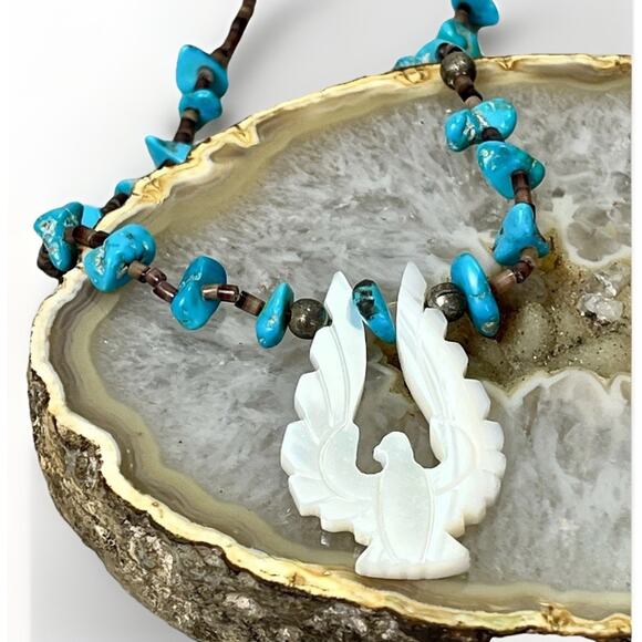 Turquoise Shell & Mother Of Pearl Thunderbird Pendant Nickel Silver Necklace 20” - Picture 4 of 13